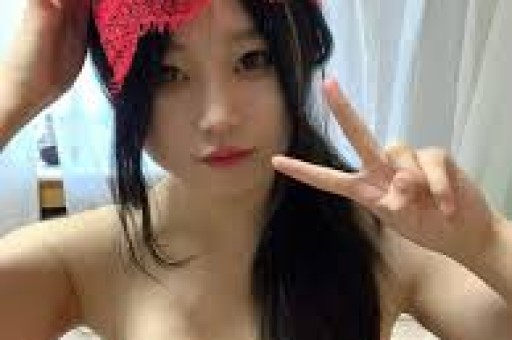 老公出轨王祖贤她被称为豪门弃妇却成为香港人人羡慕的贵夫人