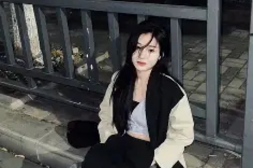 斗鱼女主播忘关摄像头私密画面流出！虚假人设彻底翻车